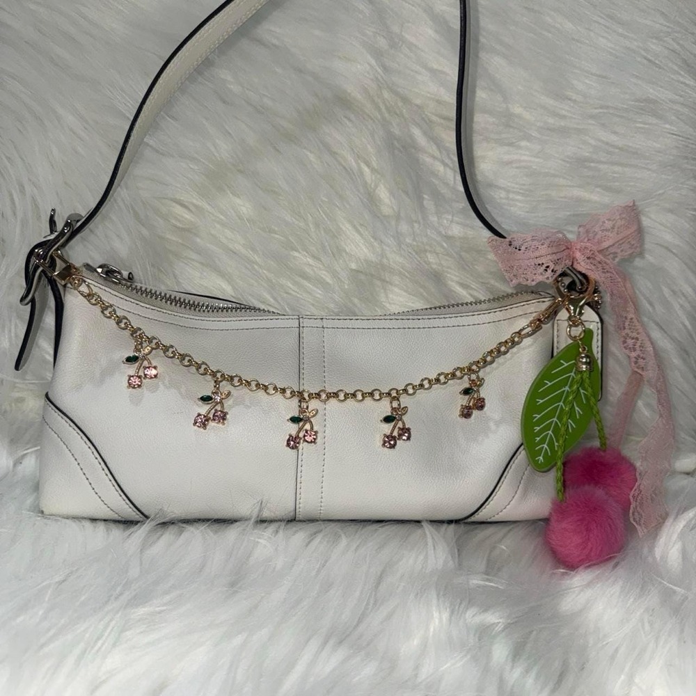 vintage Coach Soho White Leather Small Hobo Bag Cherry Charms Coquette‎